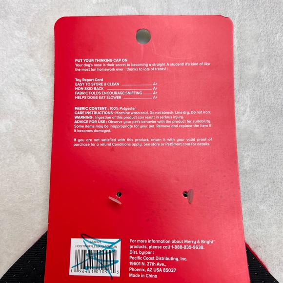 Merry and Bright snuzzle Interactive Puzzle Mat for Dogs - Picture 7 of 8